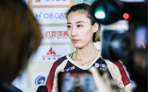 爱游戏(ayx)中国官方网站_
联赛落幕 女排首发阵容受打击 天津三将能留几人?球迷喊话郎平(图5) 爱游戏(ayx)中国官方网站_
联赛落幕 女排首发阵容受打击 天津三将能留几人?球迷喊话郎平(图5)