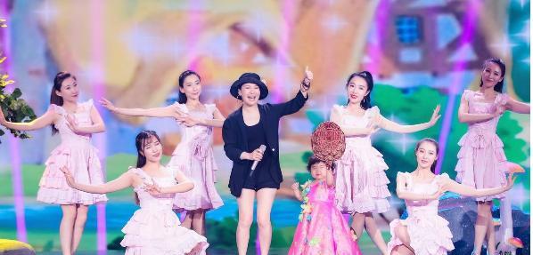 李欣蕊:坐拥6百万粉丝 聊到孟非无话可说 年事虽小但履历感人|爱游戏(ayx)中国官方网站(图3)
李欣蕊:坐拥6百万粉丝 聊到孟非无话可说 年事虽小但履历感人|爱游戏(ayx)中国官方网站(图3)