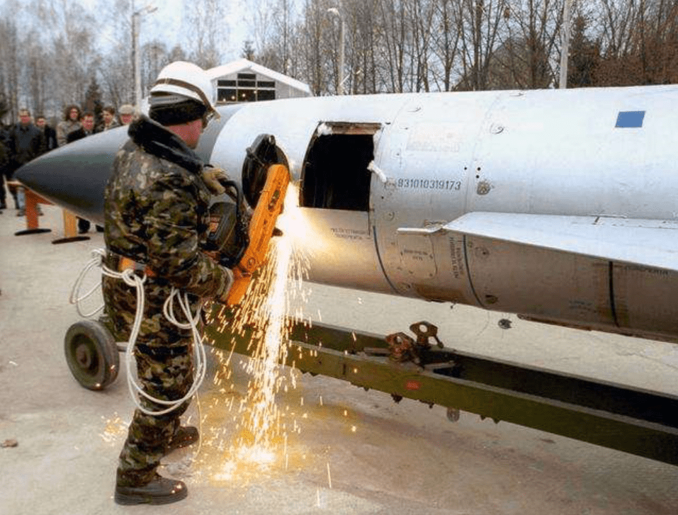 如果乌克兰没有销毁核武器 现在国家有多强大呢?“爱游戏(ayx)中国官方网站”(图4)
如果乌克兰没有销毁核武器 现在国家有多强大呢?“爱游戏(ayx)中国官方网站”(图4)