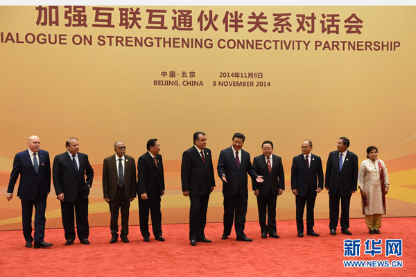 韩国瑜伽美女晒健身照走红 身材凹凸被封“微胖界女神”(图)‘ayx官网’