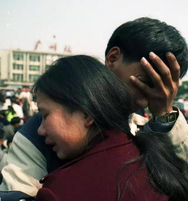 
7-0狂胜！巴西41岁女足传奇欧冠破门 一夜刷新18年神奇纪录_ayx官网