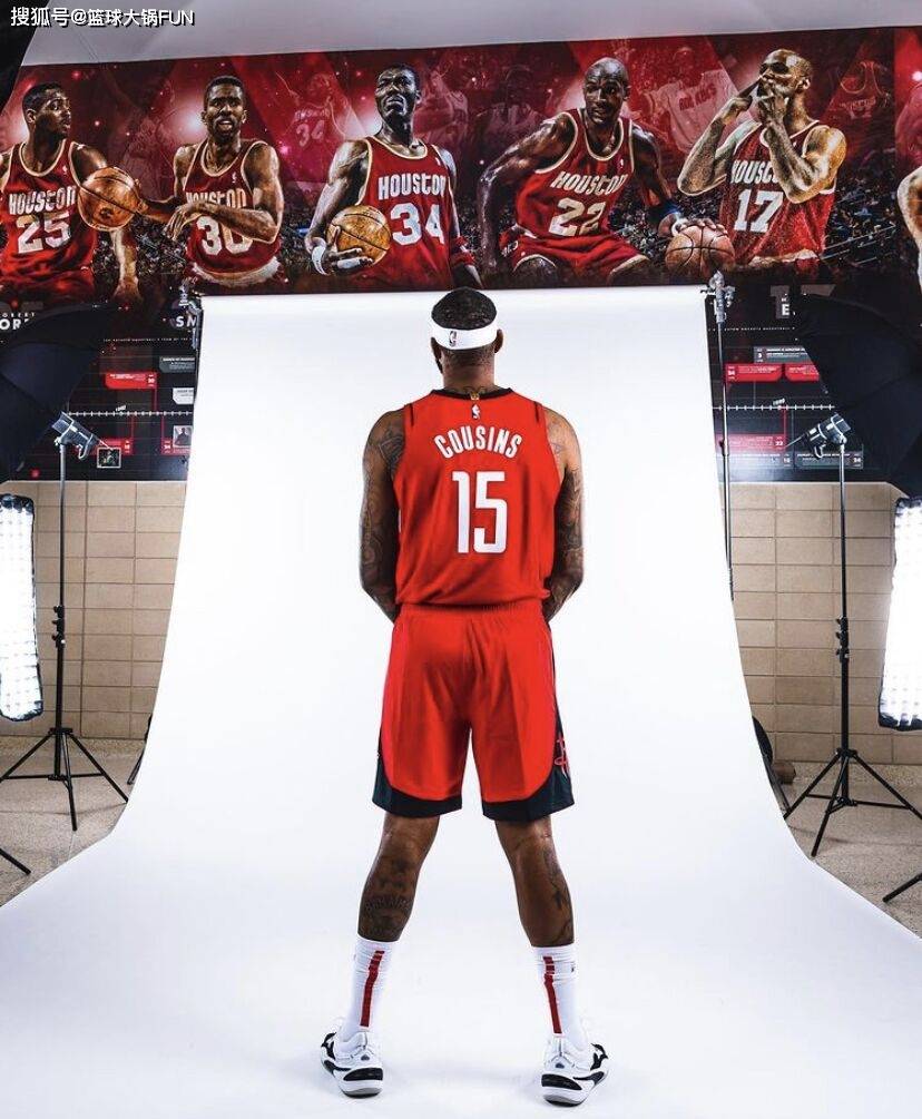 【ayx官网】
考辛斯全身照曝光 疯狂减重太像莺歌 火箭1换3生意业务方案出炉！(图3)