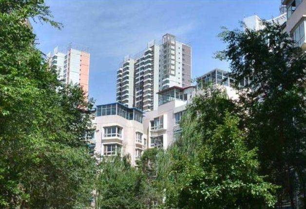 
在初中化学课堂中使用多媒体手段创设教学情境 引发学生学习兴趣‘ayx官网’