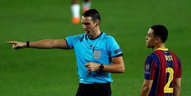 ayx官方网站：
巴萨欧冠首场角逐大胜 年轻球员的进球让我们看到这支球队的希望(图4)