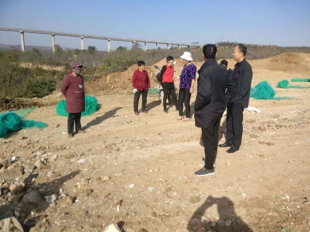 【爱游戏（ayx）中国官方网站】
创文守卫不停步 文明新区更靓丽(11月7日)(图2)