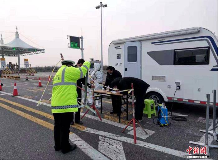 
改善户外事情情况 迷野警务执勤房车支援抗疫前线|ayx官方网站(图2)