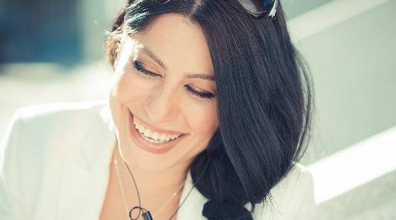 
寿命长的女人 身体通常有五个体现 若你全中 身体康健易长寿【ayx官方网站】(图6)