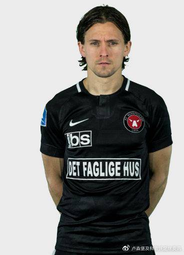 【ayx官方网站】
昔日中超队替补本土联赛夺冠 下赛季欧战体现可期(图4)